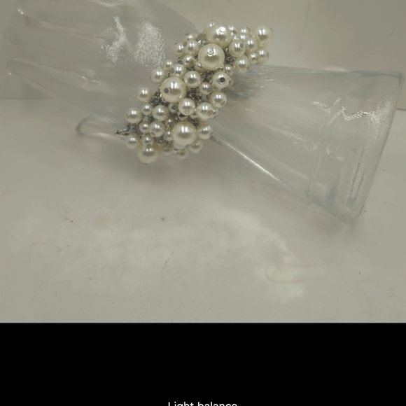 Vintage Aura Faux Cluster Pearl Rhinestone Silver Tone Link Bracelet - Picture 7 of 16